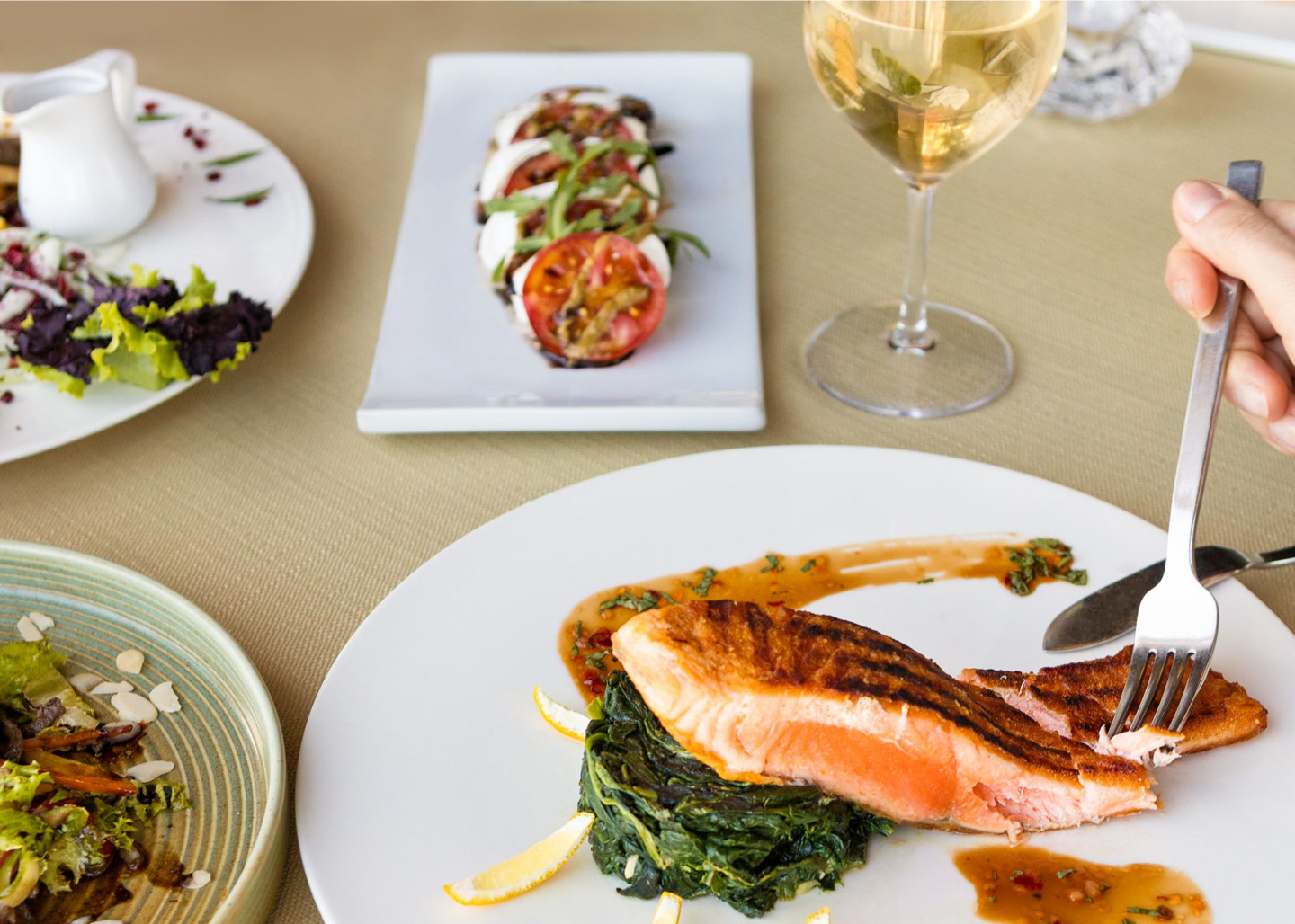 Wine Pairing With Salmon What Wine Goes With Salmon?